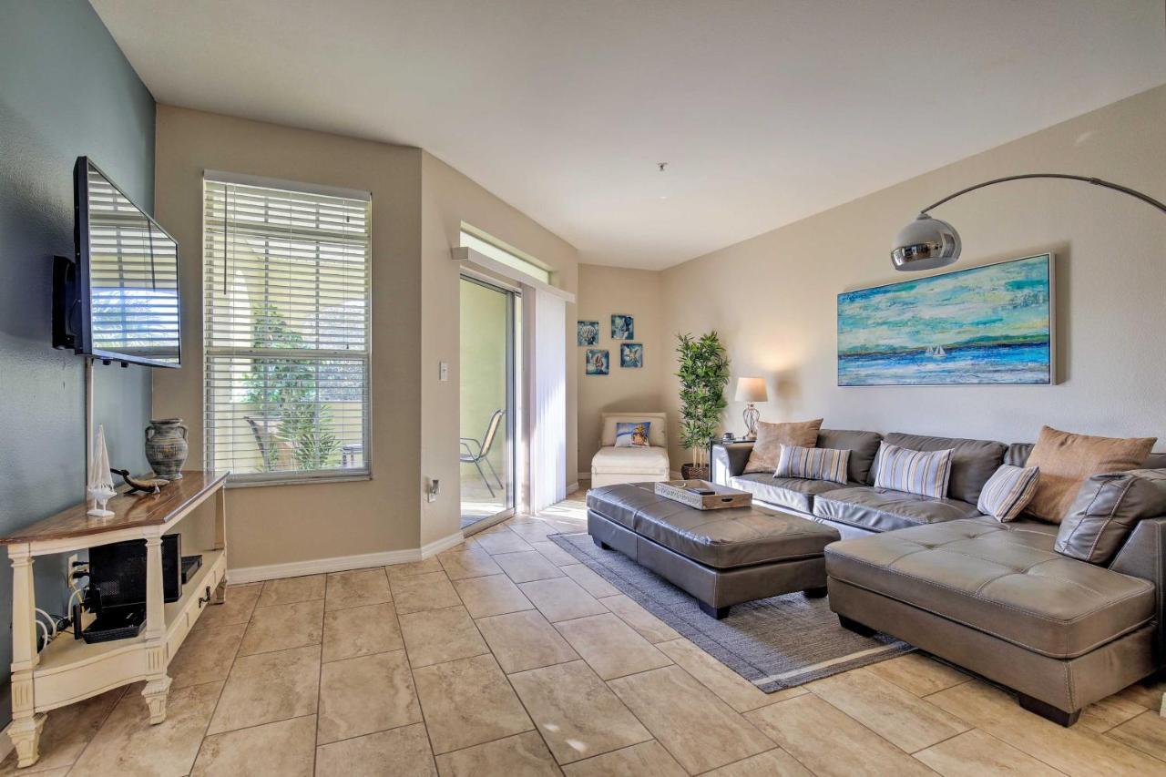 Apartment Modern With Pool 4 Mi To Beach!