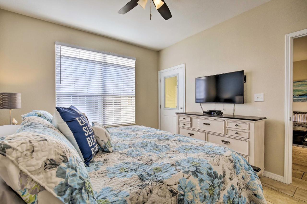 Apartment Modern With Pool 4 Mi To Beach! *