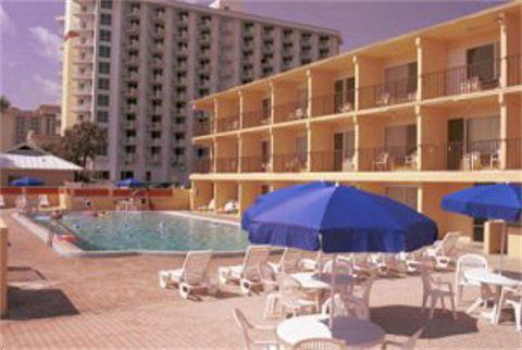 Quality Daytona Oceanfront 2*