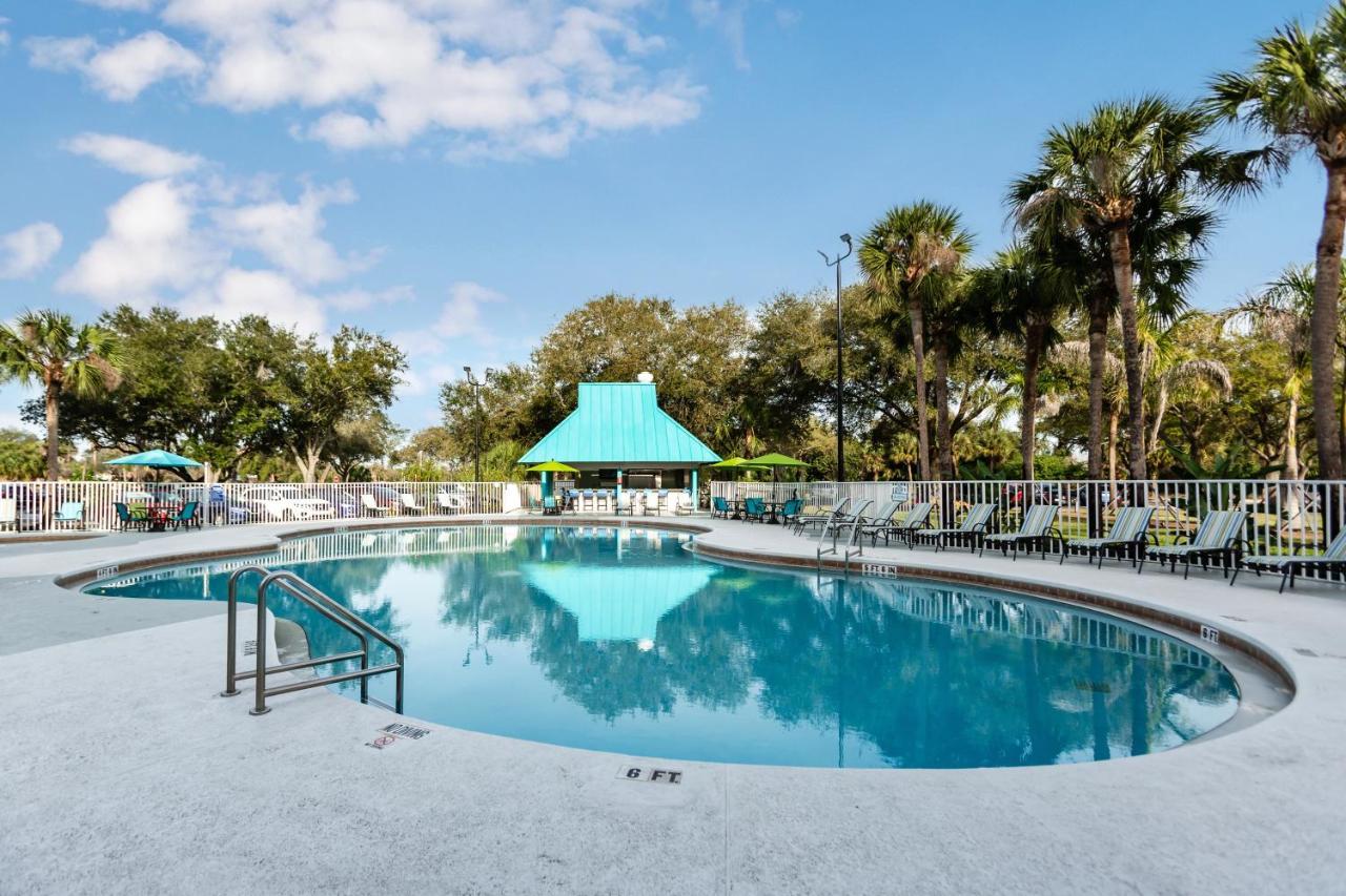 Baymont By Wyndham Celebration 3*