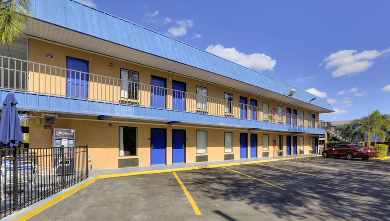 Magnuson Hotel