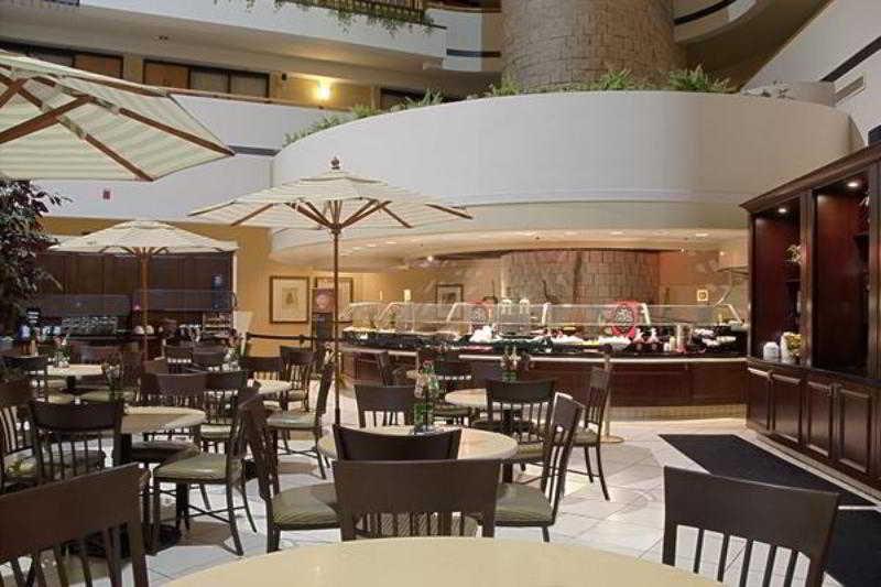 Embassy By Hilton Orlando International Drive Icon Park Hotel Williamsburg