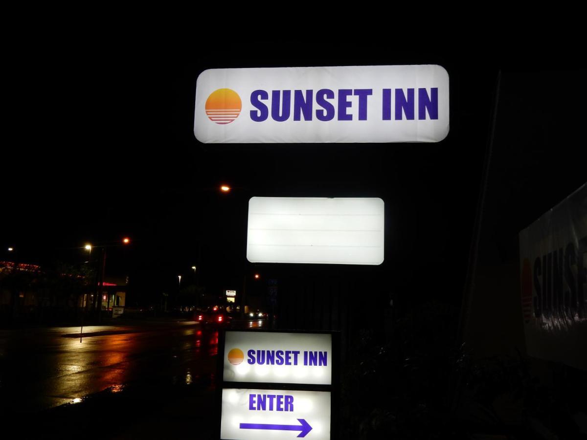 Sunset Historic District St. - *