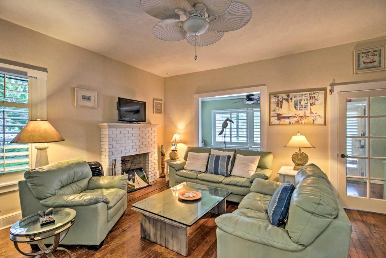 Holiday home Charming Worth Abode With Outdoor Oasis! *