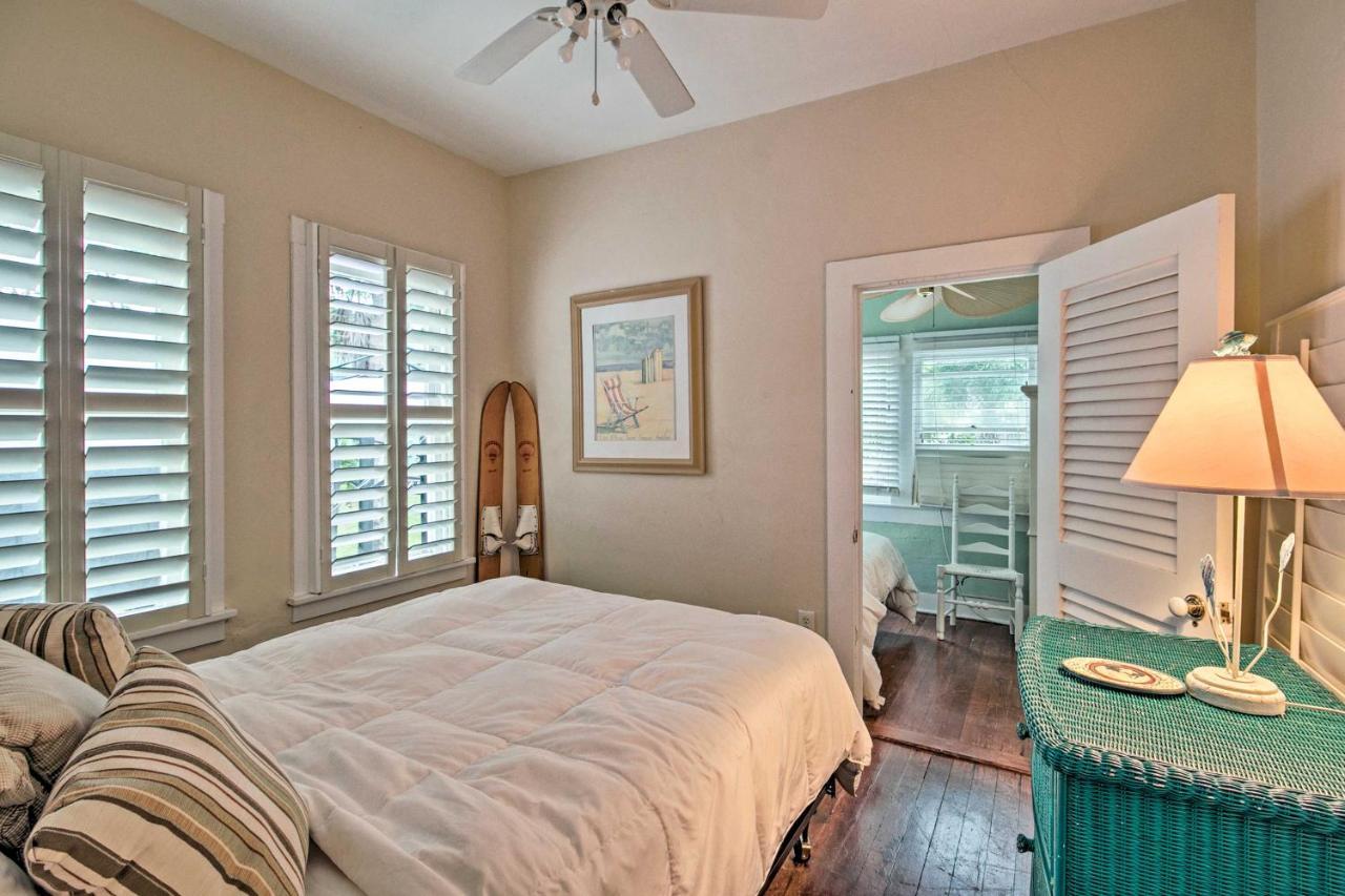 Holiday home Charming Worth Abode With Outdoor Oasis! Lake Worth Beach