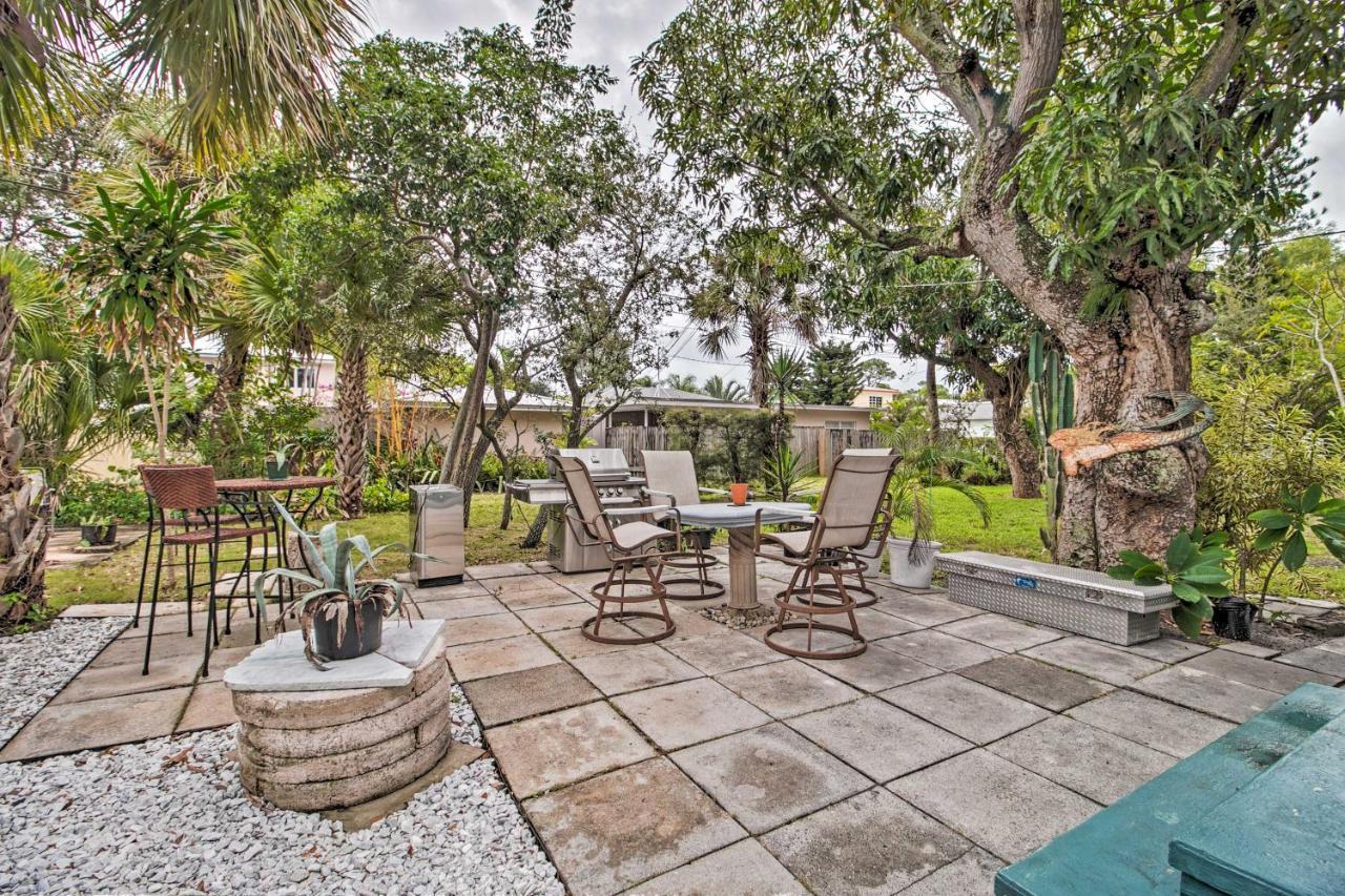 Charming Worth Abode With Outdoor Oasis! Holiday home