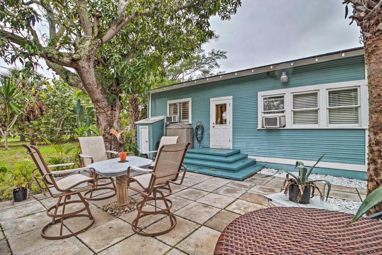 Charming Worth Abode With Outdoor Oasis! *
