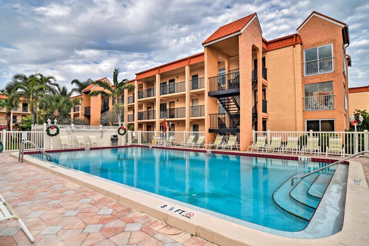 Colorful With Pool Less Than 2 Mi To Upham Beach! St. Pete Beach