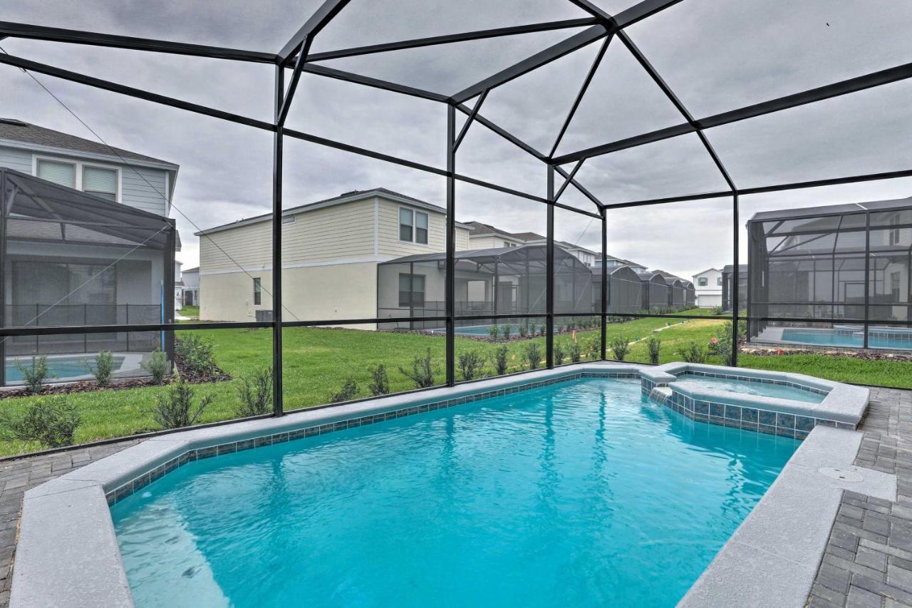Luxe Disney-area With Pool And Game Holiday home Kissimmee