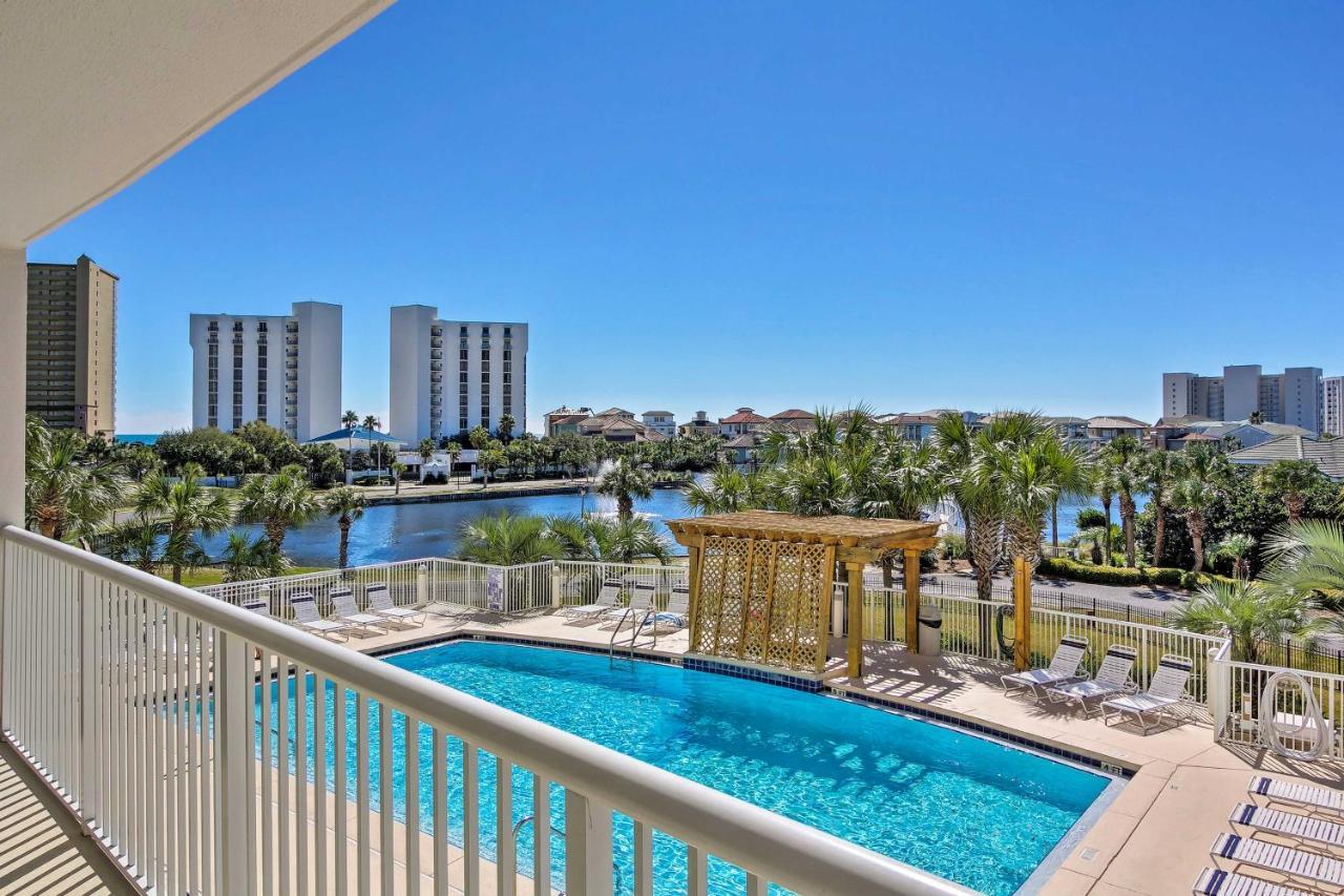 Snowbirds Retreat Walkable With View! * Destin