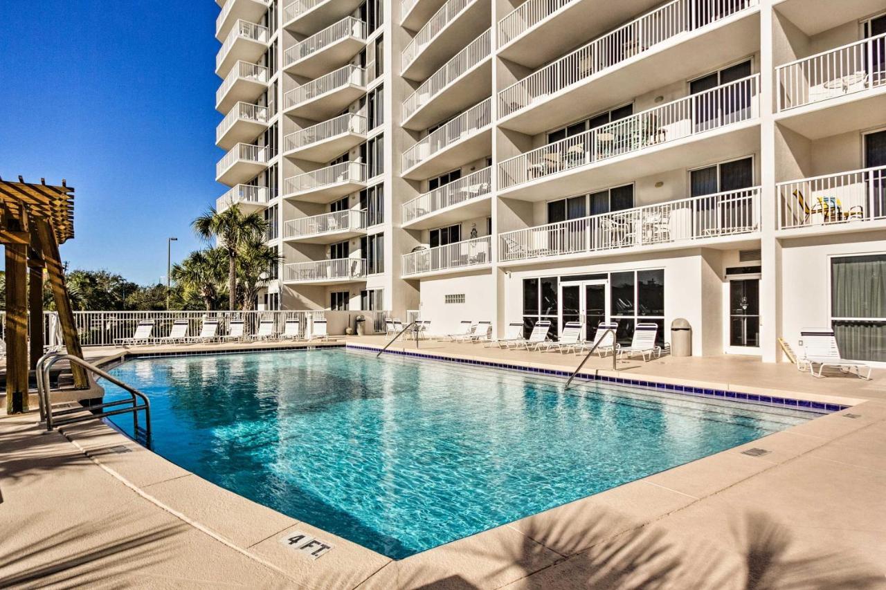 Snowbirds Retreat Walkable With View! Apartment *