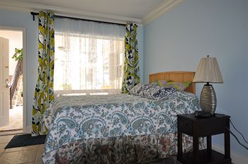 Tropicaire 2* Lauderdale-by-the-Sea