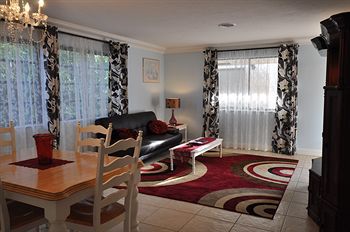 Tropicaire Lauderdale-by-the-Sea