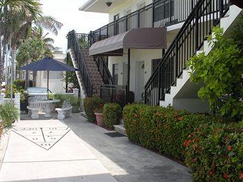 Silver Spray Motel