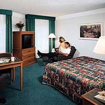 Baymont By Wyndham Orange Park Hotel 2*