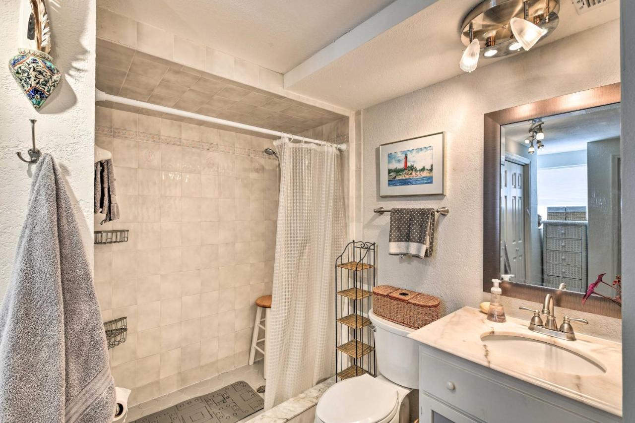 Holiday home Upscale With Patio And Bbq, Walk To