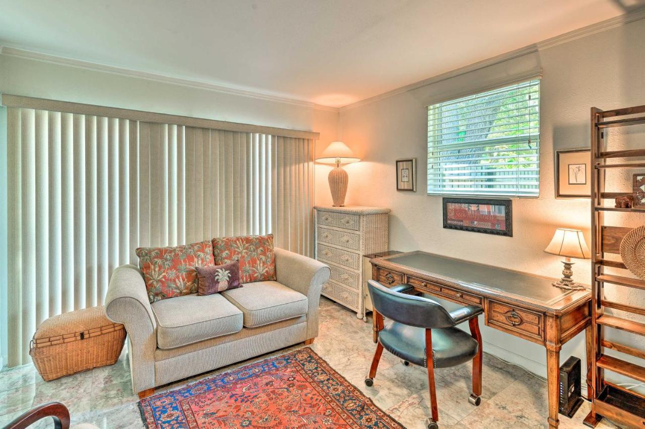 Upscale With Patio And Bbq, Walk To Holiday home Englewood