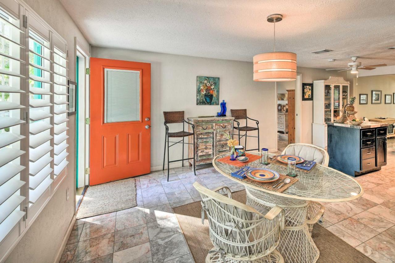 Holiday home Upscale With Patio And Bbq, Walk To *