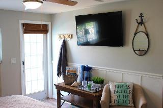 Latitude 26 Waterfront Boutique - 3*