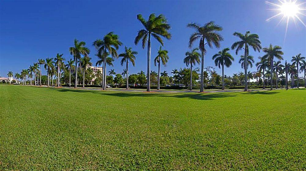 Lauderdale Marriott & Convention Center Hotel 4*