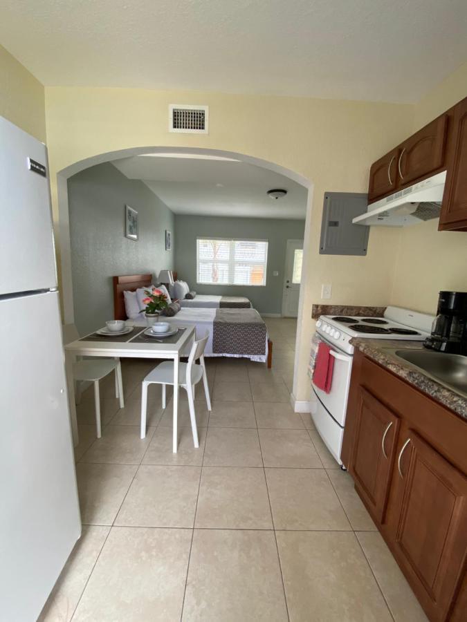 Hotel Coral Key Lauderdale-by-the-Sea