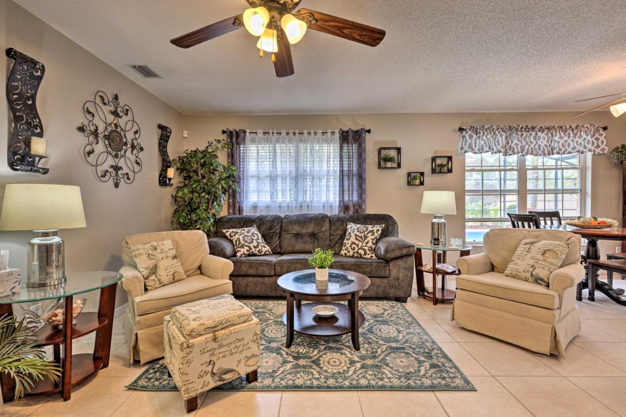 Centrally Located With Pool And Yard *