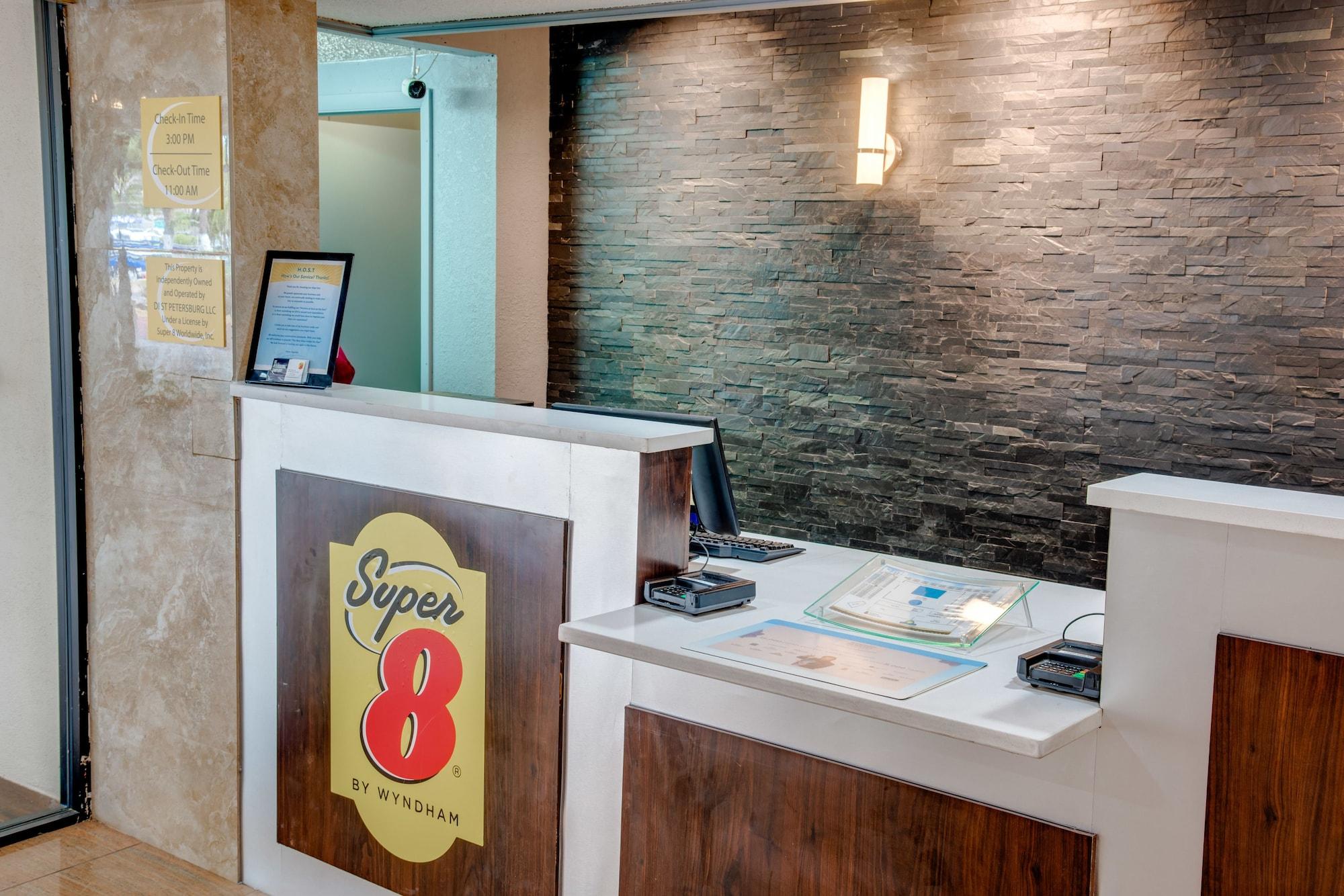 Hotel Super 8 By Wyndham