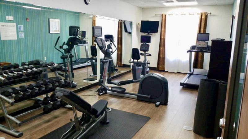 Express & By Ihg Hotel 2*