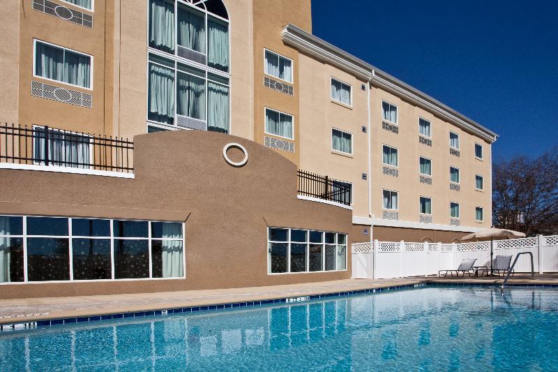 Hotel Express Northwest By Ihg 2*