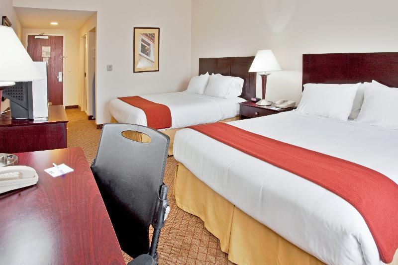 Express & By Ihg Hotel