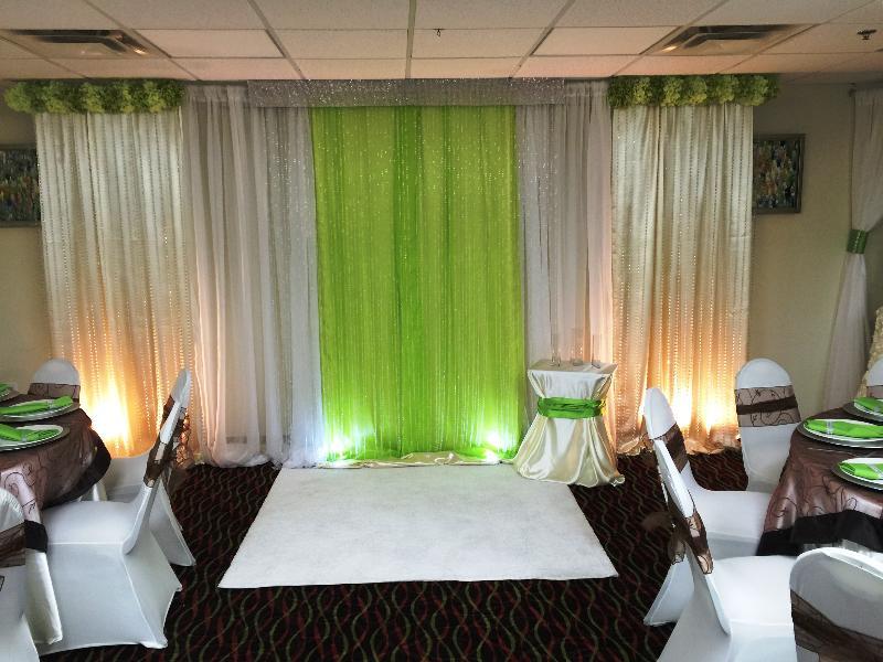 Hotel Express & Orange - Deltona By Ihg