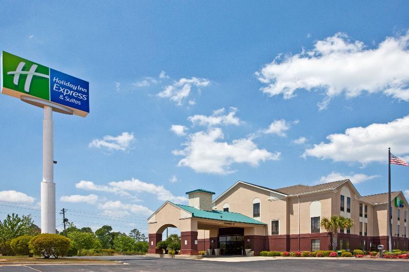 Hotel Express & East I-10 By Ihg Milton