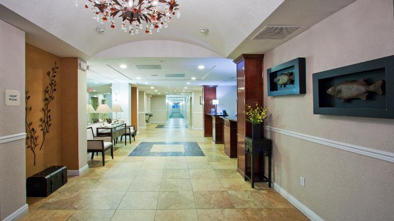 Inn Express West Palm Metrocentre By Ihg