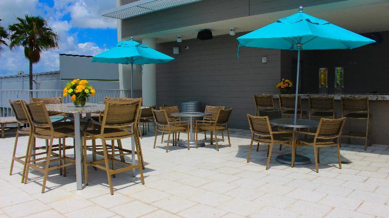 Hotel Doubletree By Hilton Miami Doral