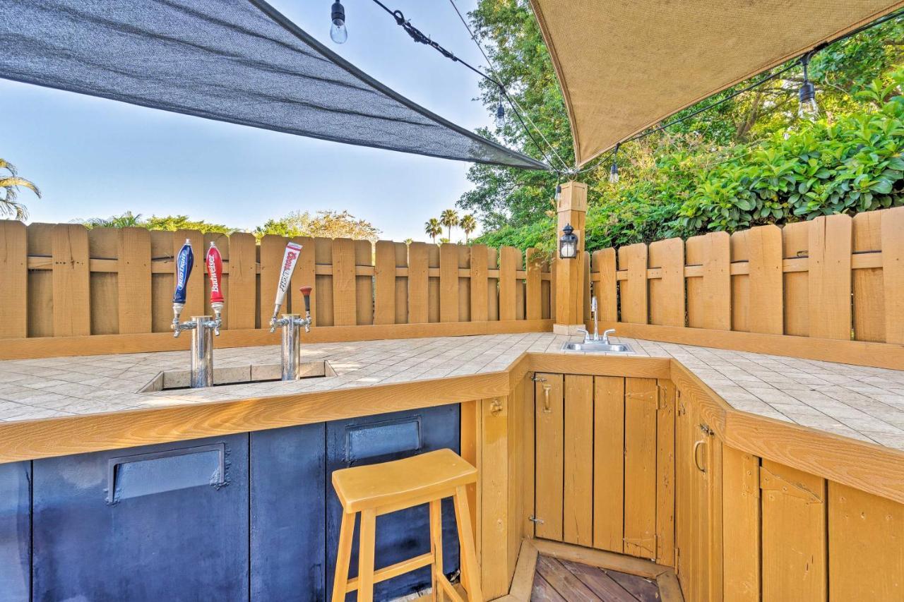 Holiday home Retreat With Backyard Oasis Near Beach! Bradenton