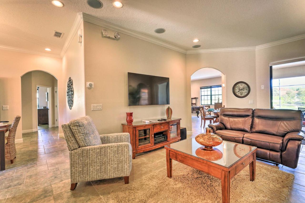 Spacious Gem With Pool And Near Disney! Holiday home Kissimmee