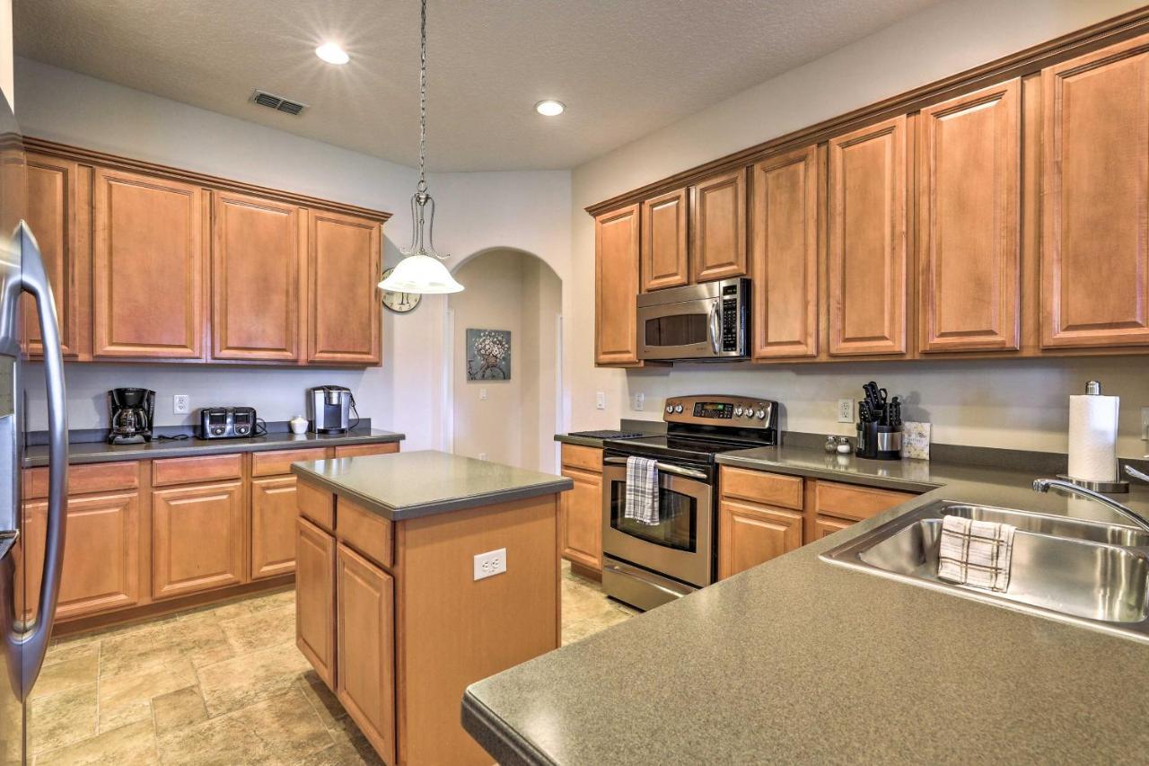 Spacious Gem With Pool And Near Disney! Holiday home