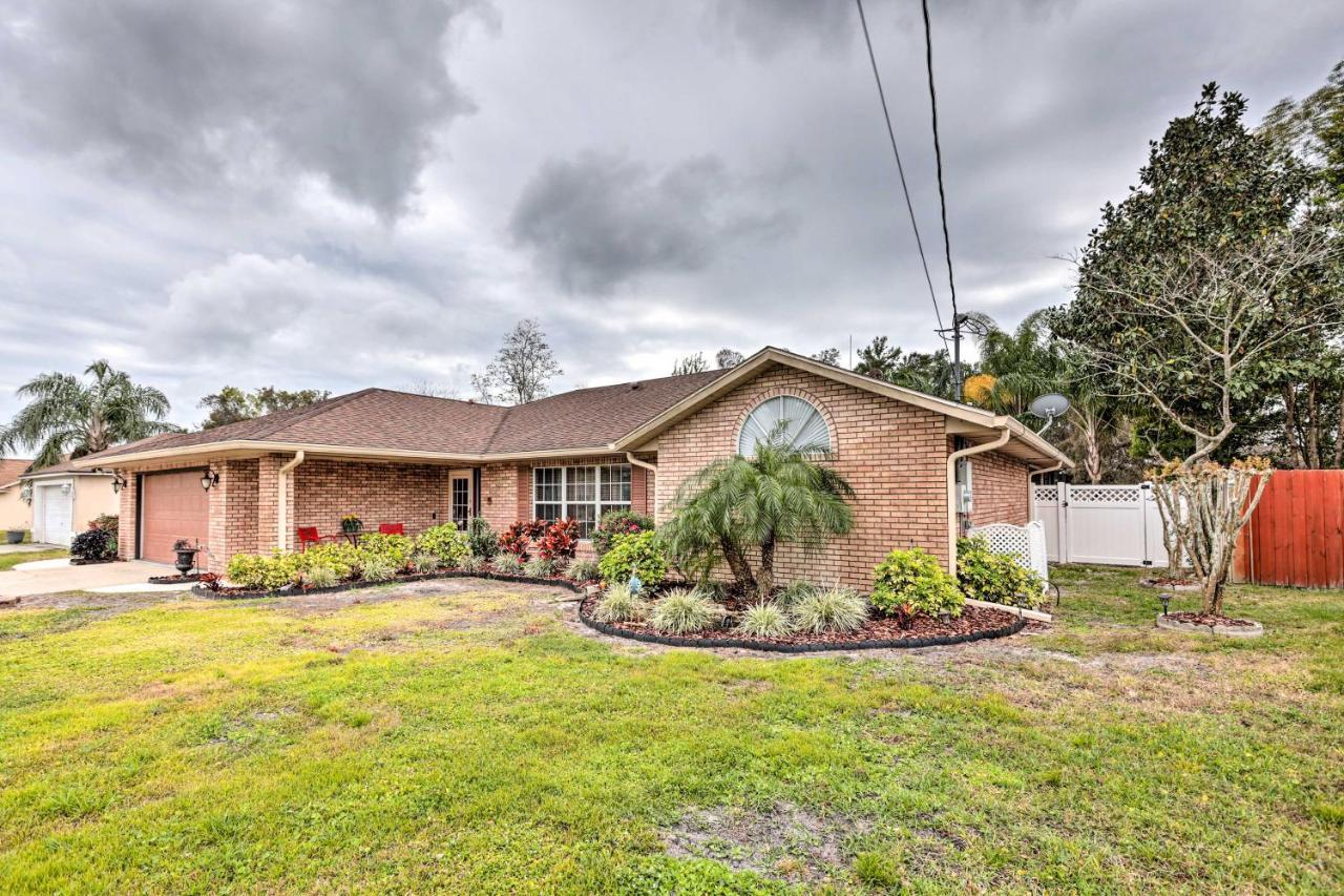 Centrally Located With Pool And Yard Holiday home