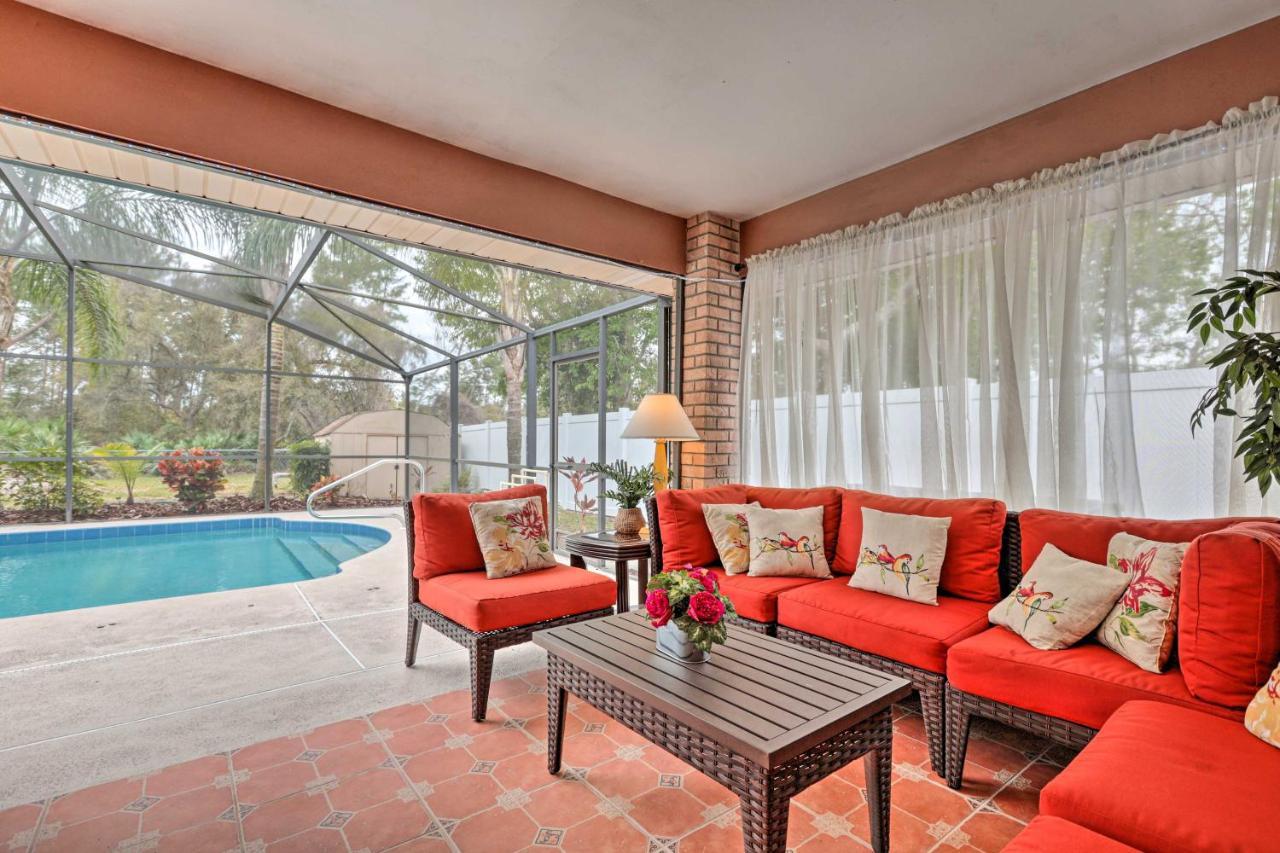 Centrally Located With Pool And Yard Holiday home *