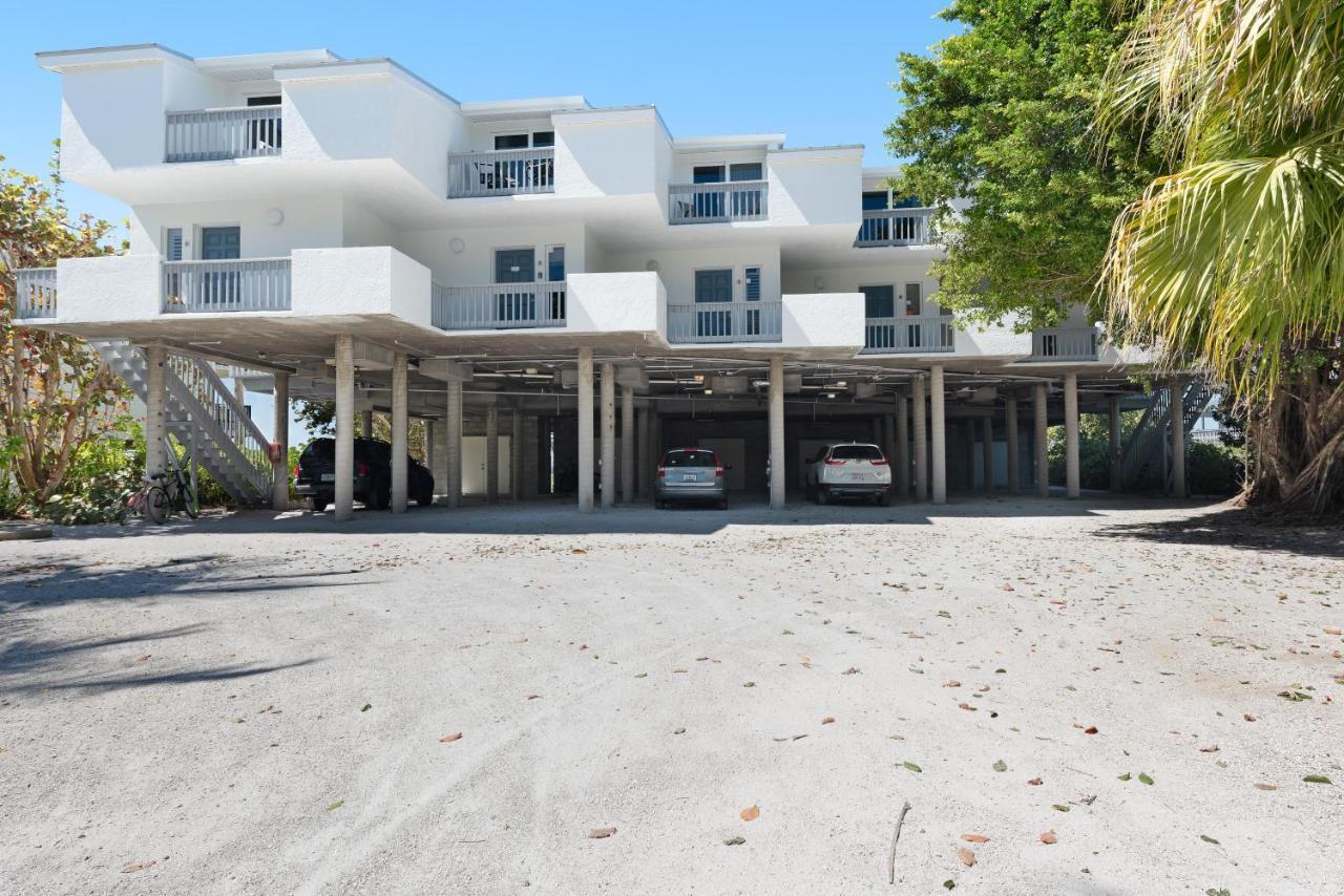 Hidden Cove Unit 6 Apartment Holmes Beach