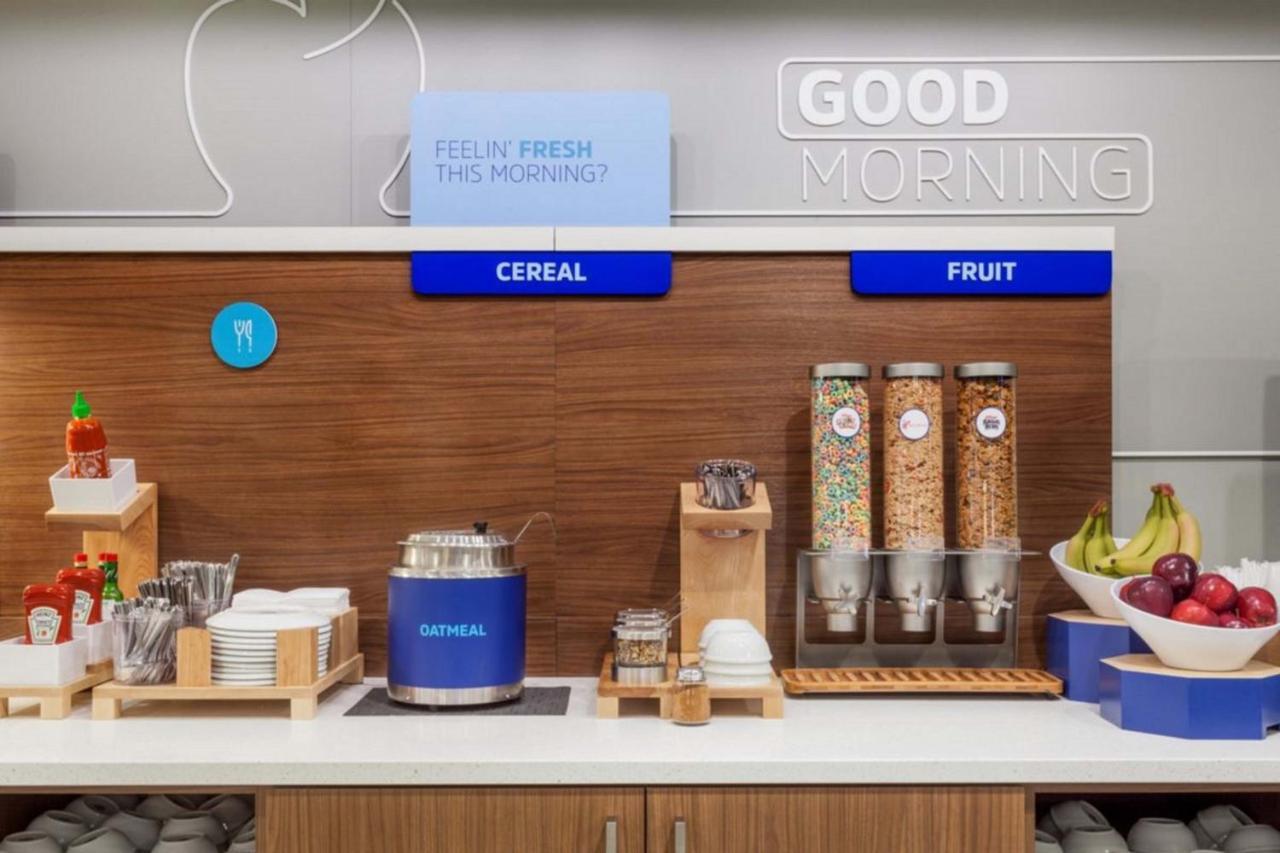 Express & Pensacola-west Navy Base By Ihg 3*