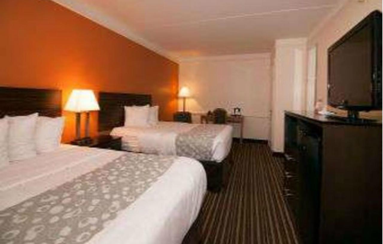 Days By Wyndham Baymeadows Motel