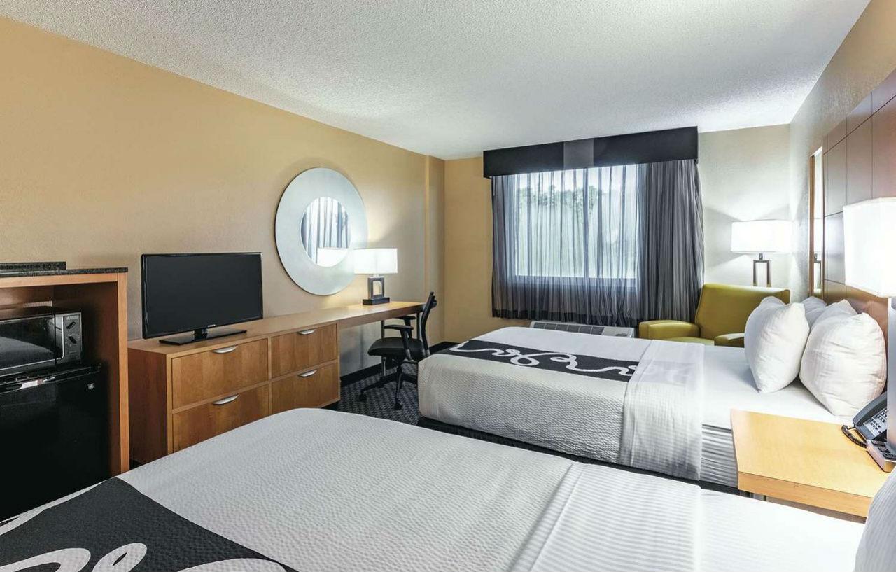 La Quinta By Wyndham Downtown Hotel