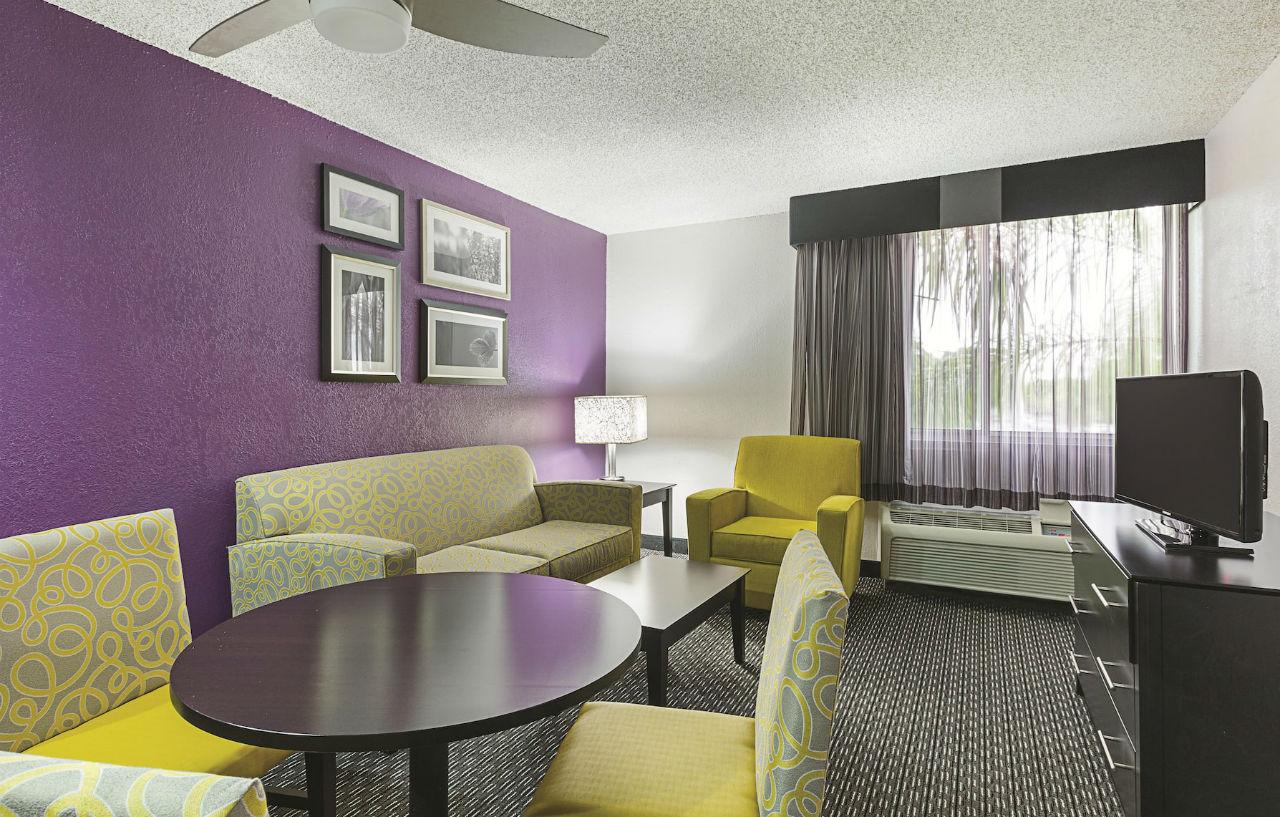 La Quinta By Wyndham Hotel