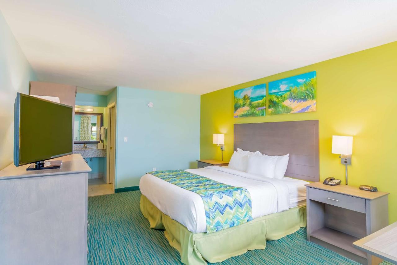Western Beachside Hotel