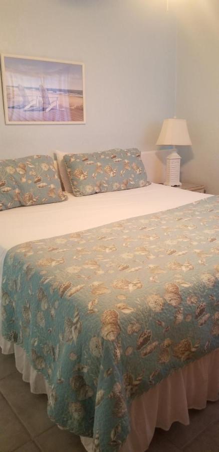 Motel Oceanfront Sea Scape