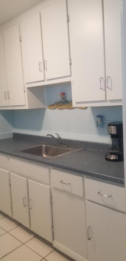 Oceanfront Sea Scape Motel 2*