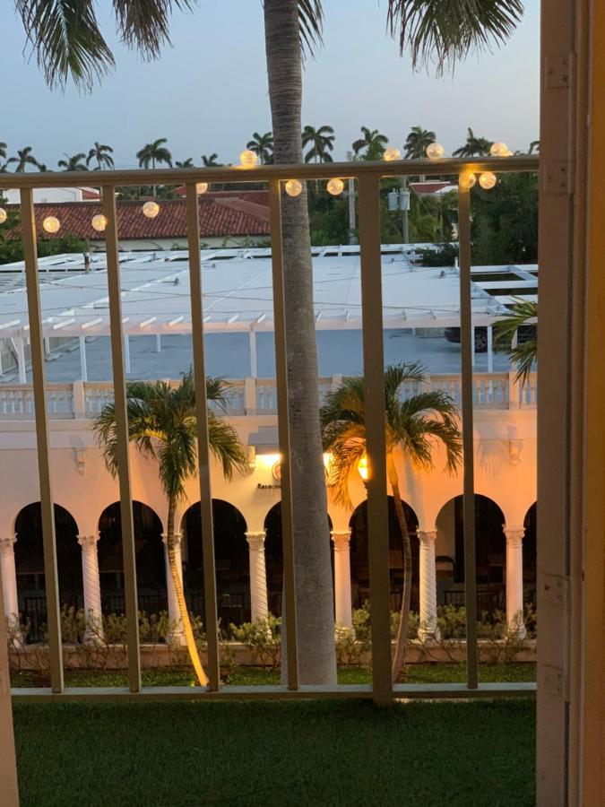 Aparthotel Renovated In The Heart Of Palm - Free Parking, Security Box Palm Beach