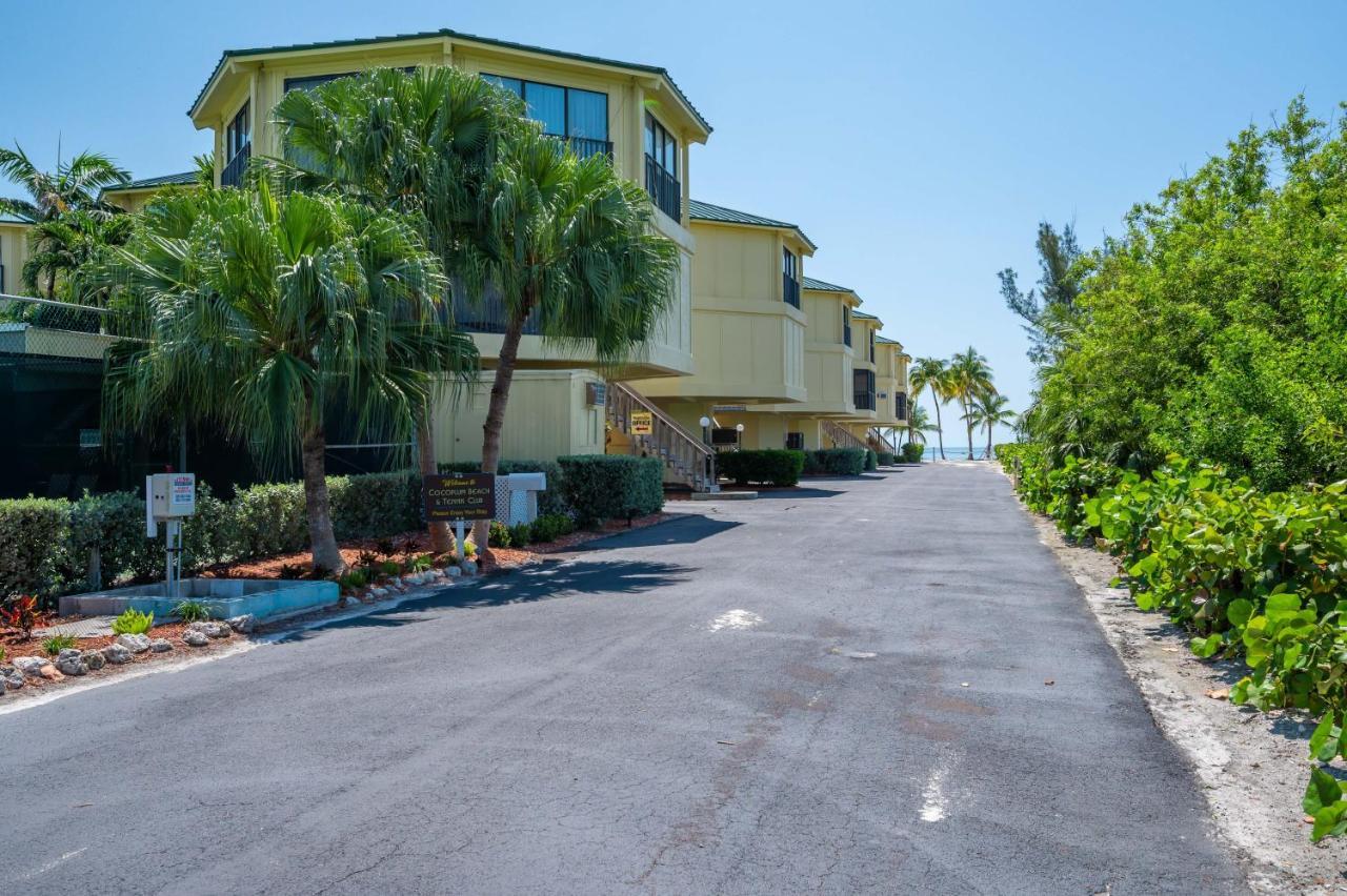 Coco Plum Beach & Tennis Club & Marina Marathon