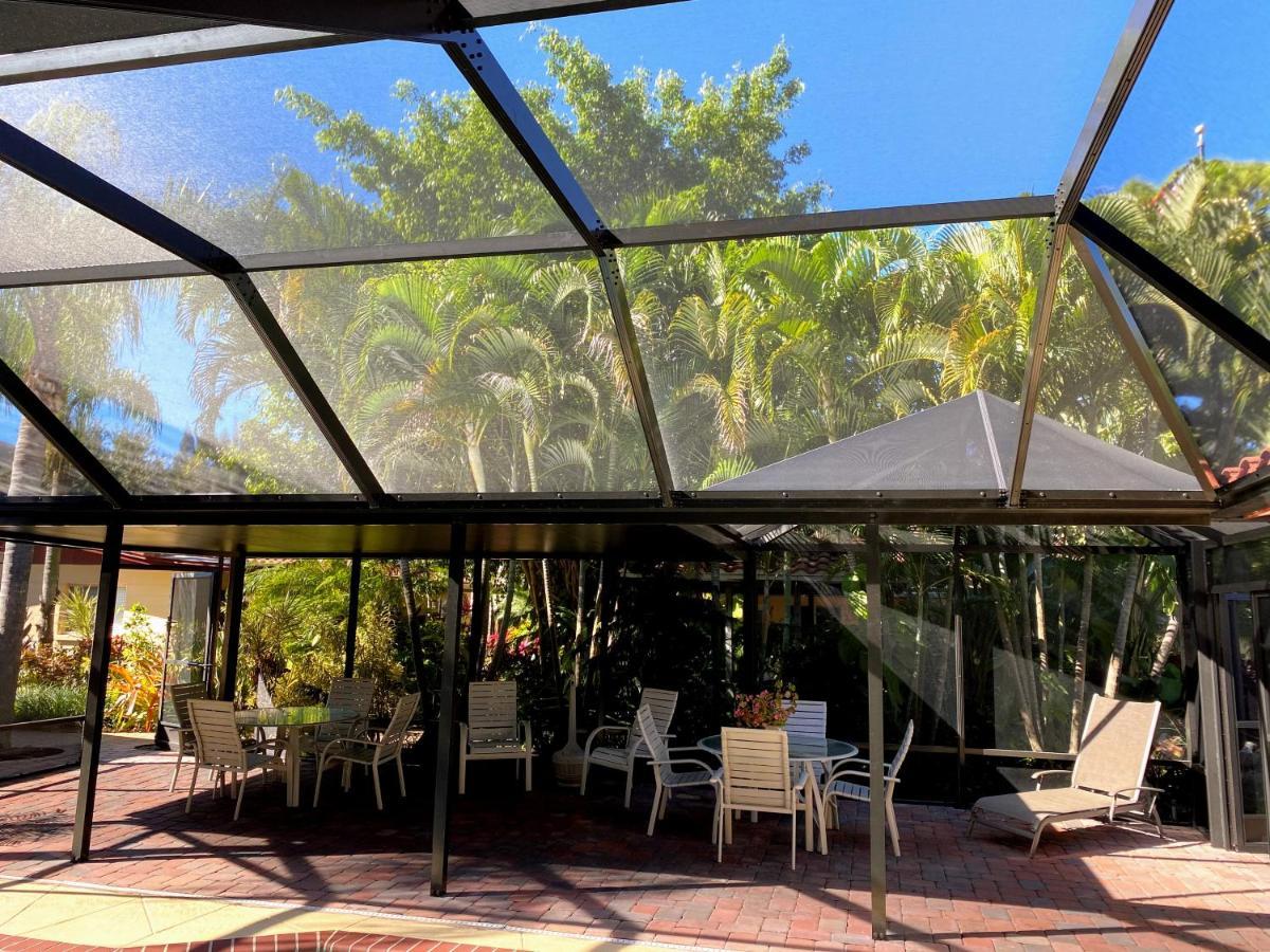 Tropical Of Hotel 3*